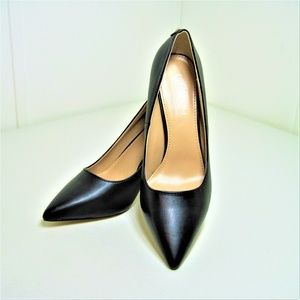 BLACK HEELS sz 10 CATHERINE MALANDRINO